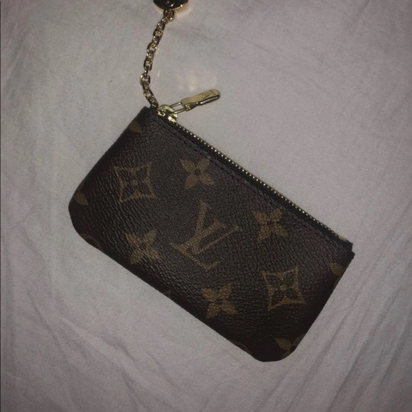Louis Vuitton Cles Monogram Key Pouch - Picture 6 of 7
